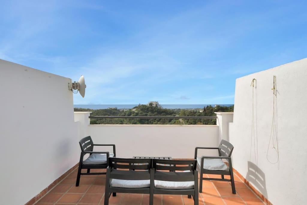 Duplex Con Vistas Al Mar, Piscina Y Gimnasio - Las Abejeras 226 Estepona Exterior photo